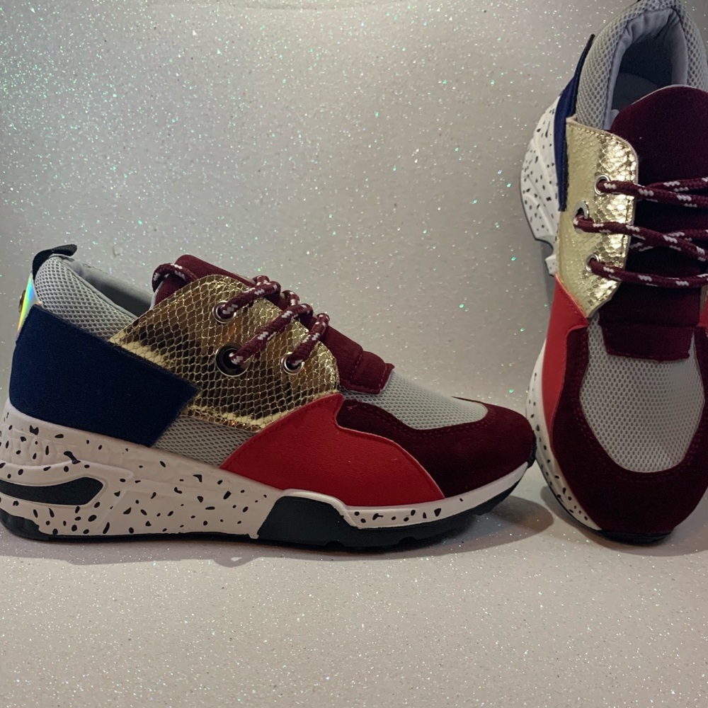 Yoki Footwear